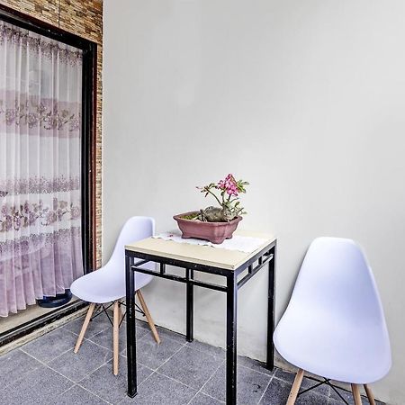 Oyo 92435 Sunlo Cozy Home Family Homestay Syariah Surabaya Exterior foto