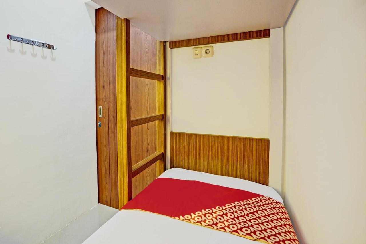 Oyo 92435 Sunlo Cozy Home Family Homestay Syariah Surabaya Exterior foto